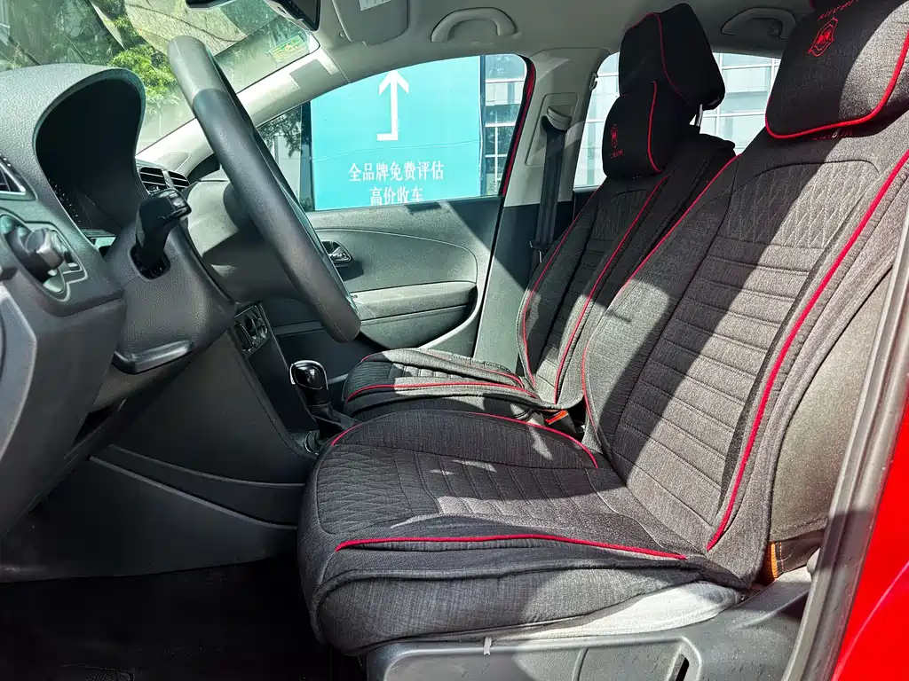 Volkswagen Polo — миниатюра 7