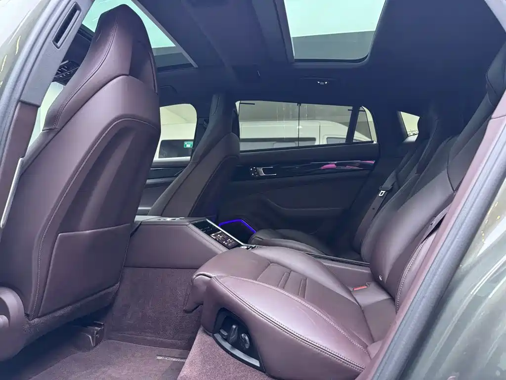 Porsche Panamera — миниатюра 12