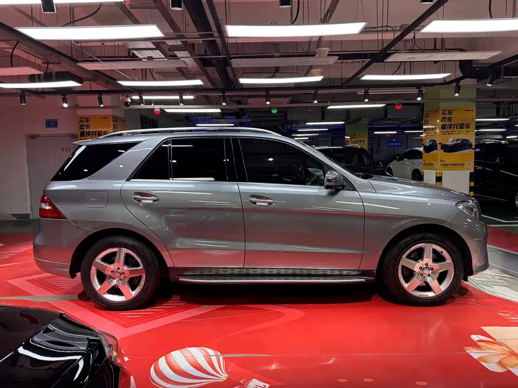 Mercedes-Benz M-Class — миниатюра 8