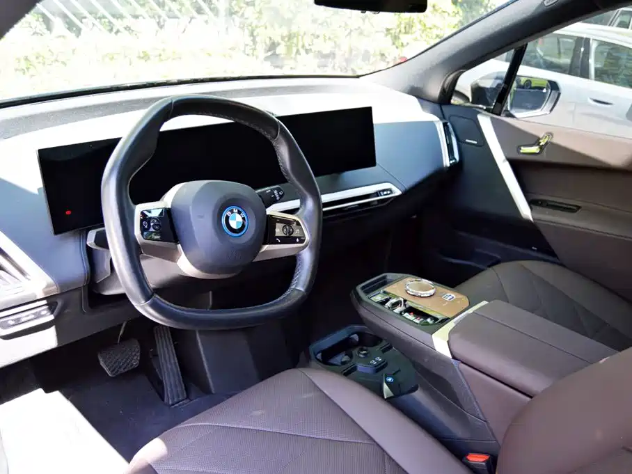 BMW iX — миниатюра 7