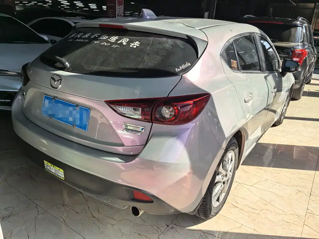 Mazda 3 Axela — миниатюра 6