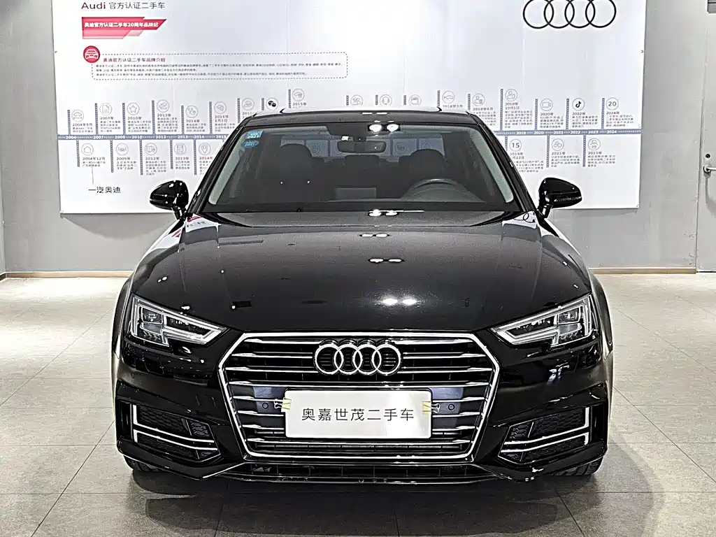 Audi A4L 2019 40 TFSI V