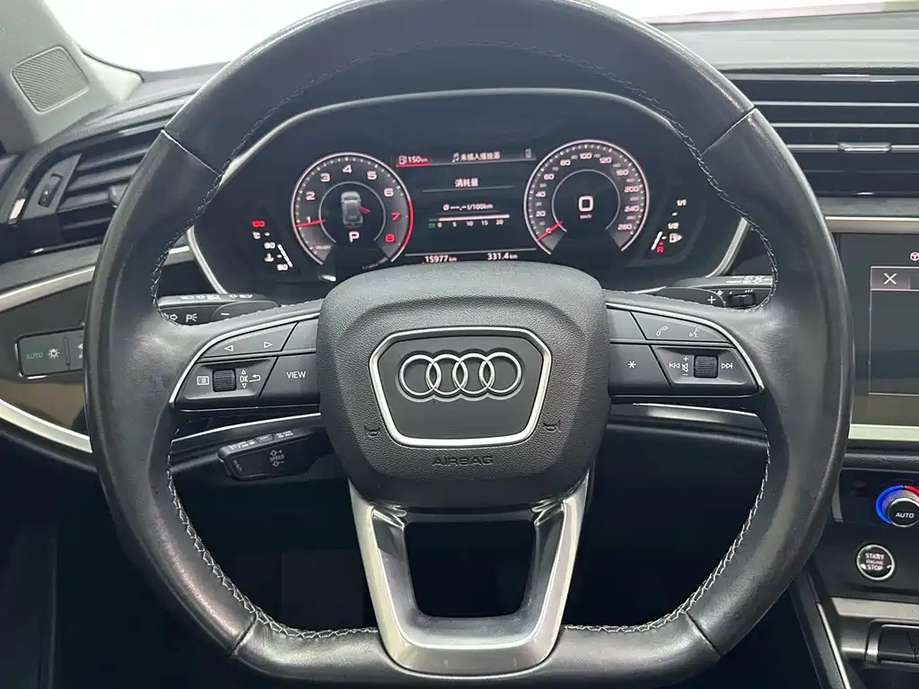 Audi Q3 — миниатюра 11