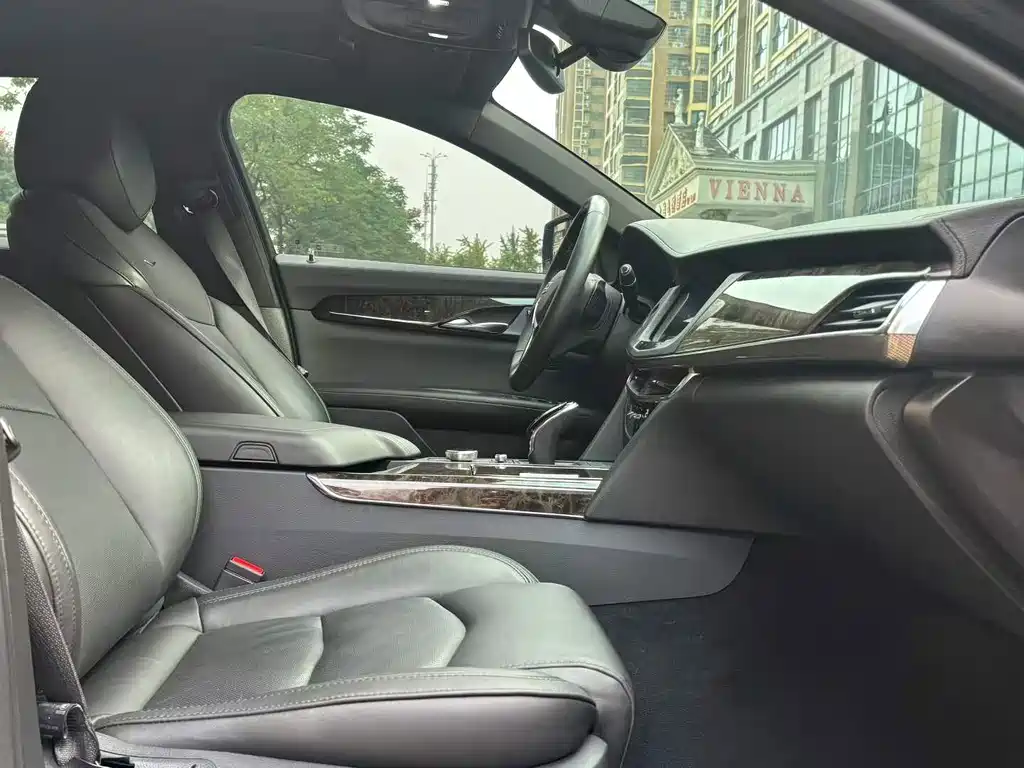 Cadillac CT6 — миниатюра 8