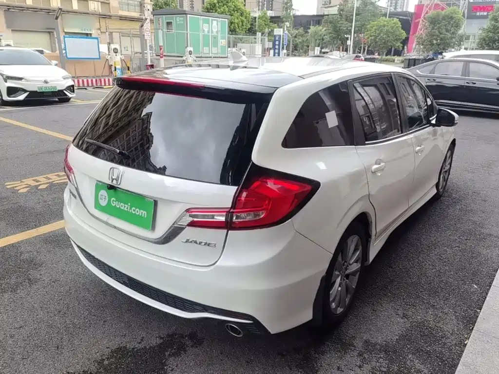 Honda Jade — миниатюра 7
