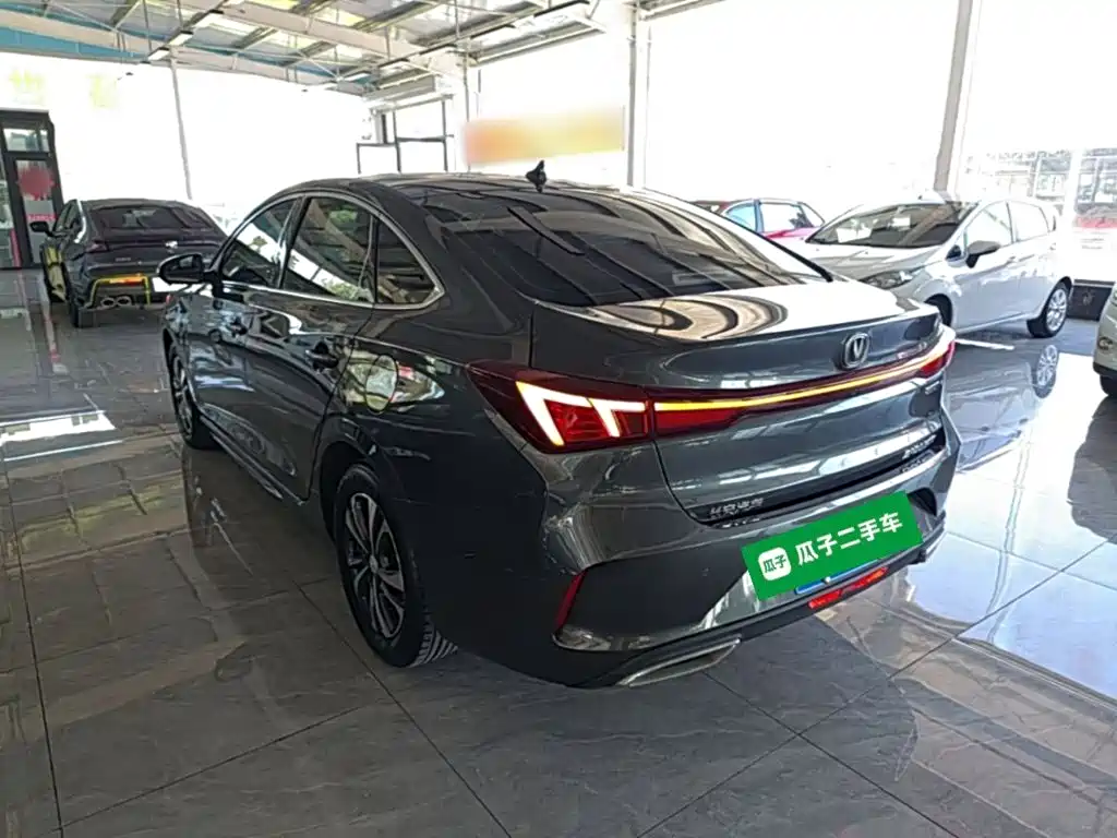 Changan Eado — миниатюра 5