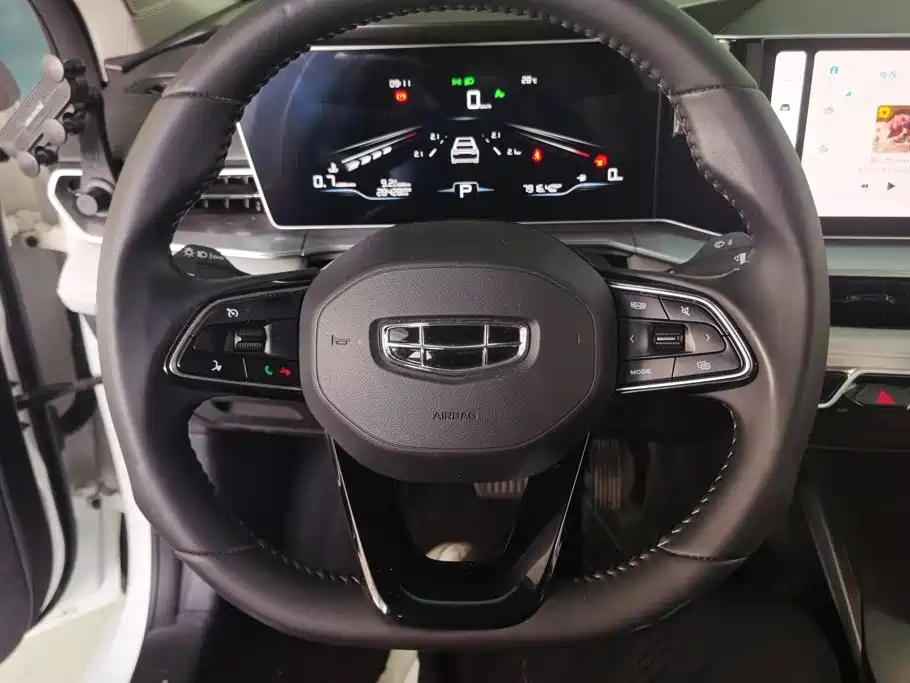 Geely Binrui — миниатюра 15
