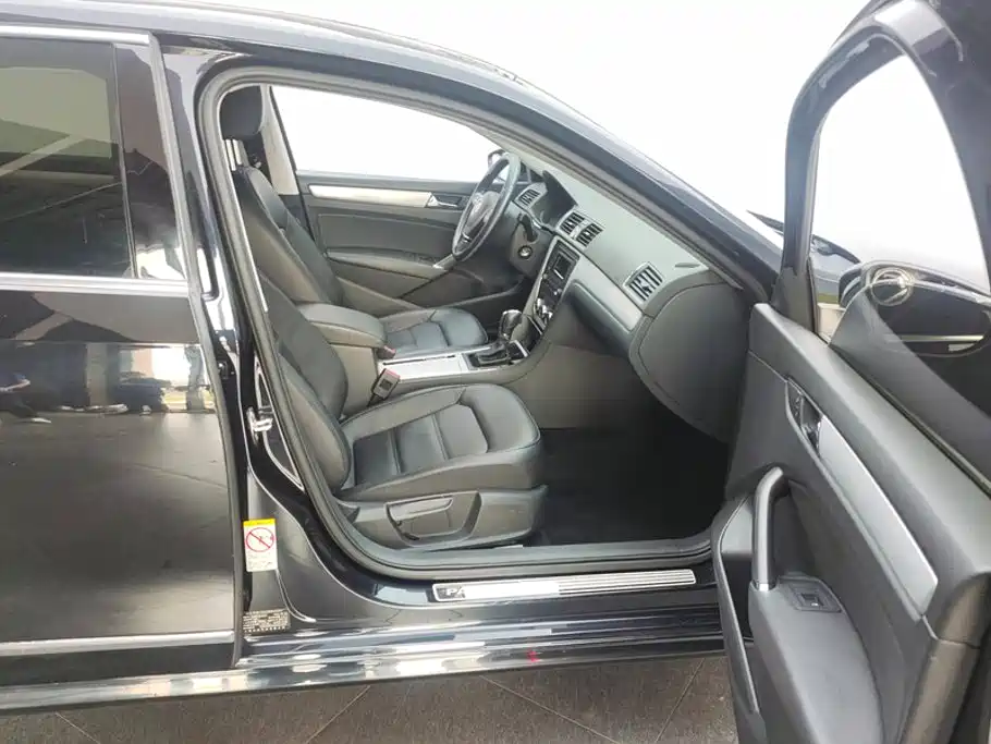 Volkswagen Passat — миниатюра 8