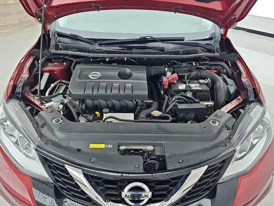 Nissan Tiida — миниатюра 10