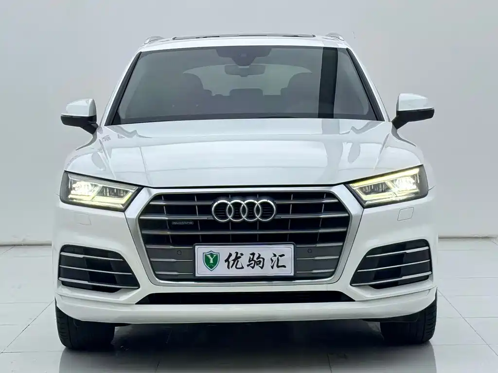 Audi Q5L — миниатюра 2
