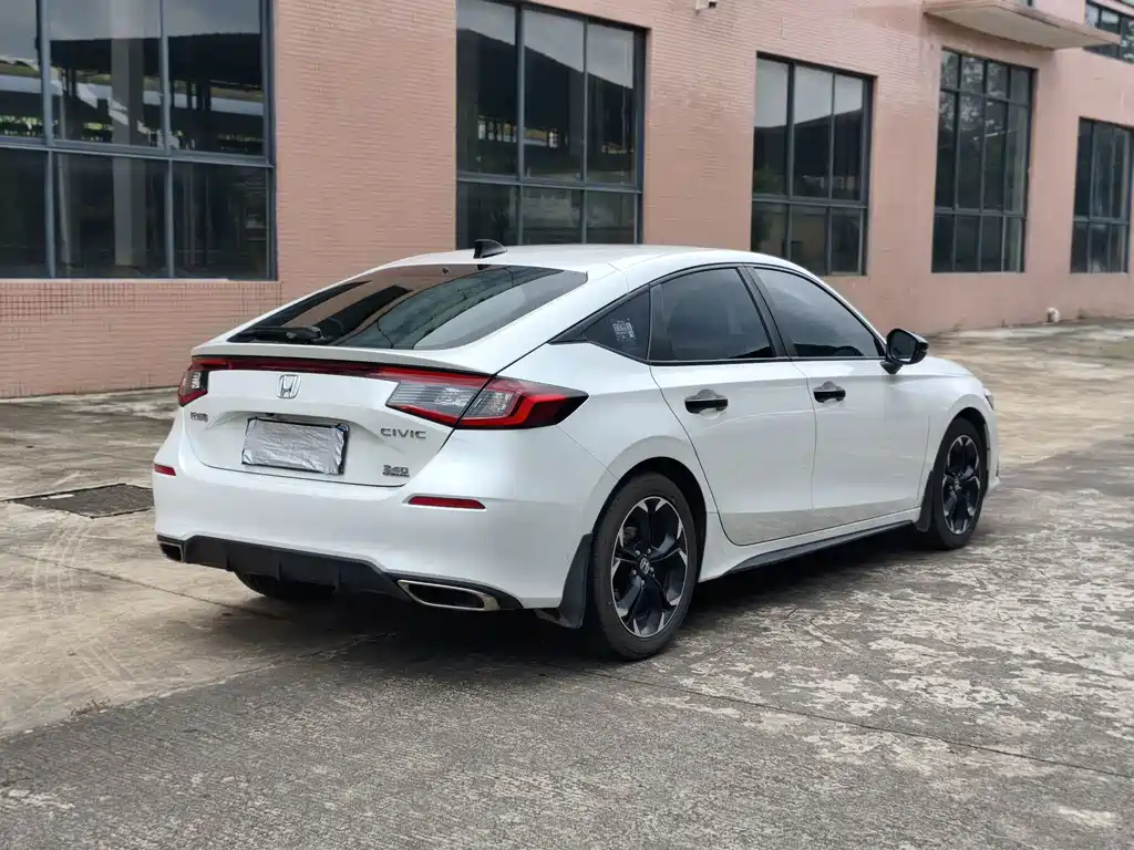 Honda Civic — миниатюра 8