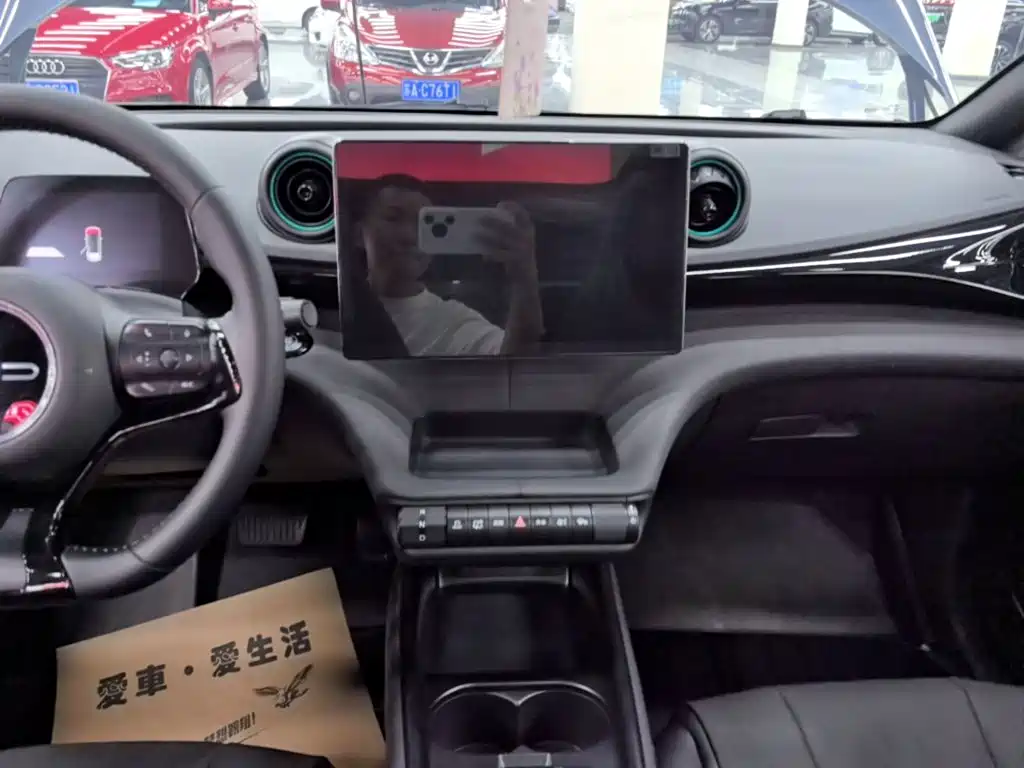 BYD Dolphin — миниатюра 13