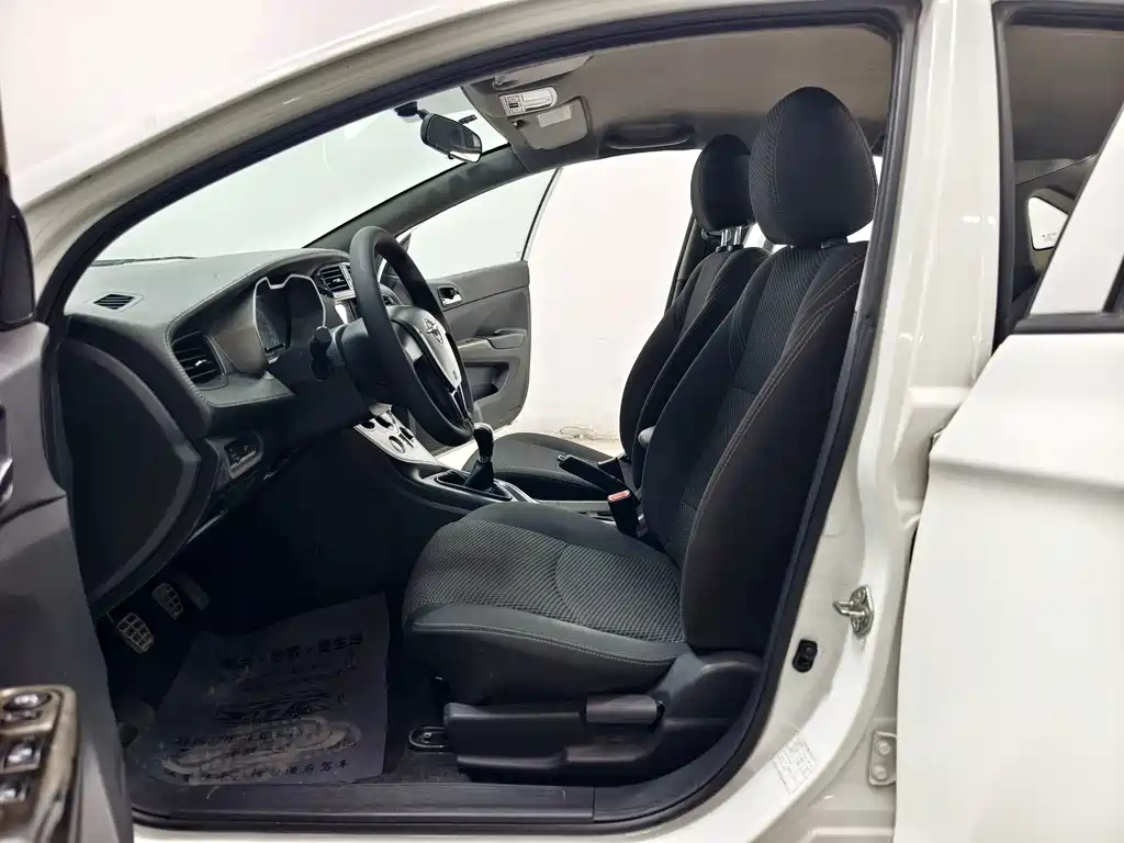 Haima Haima M3 — миниатюра 10