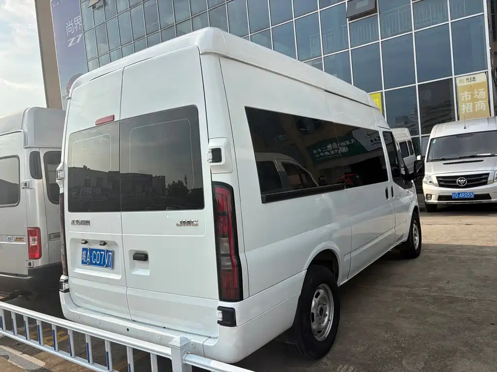 JMC JMC Fushun — миниатюра 9