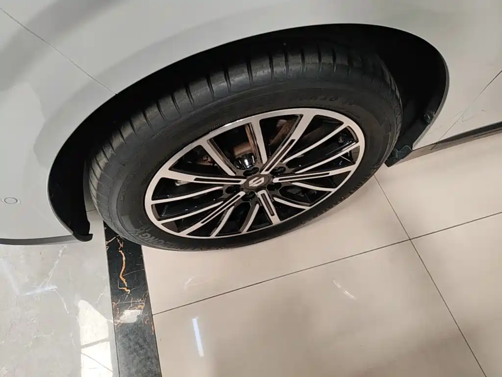 Leapmotor Leapmotor B10 — миниатюра 23