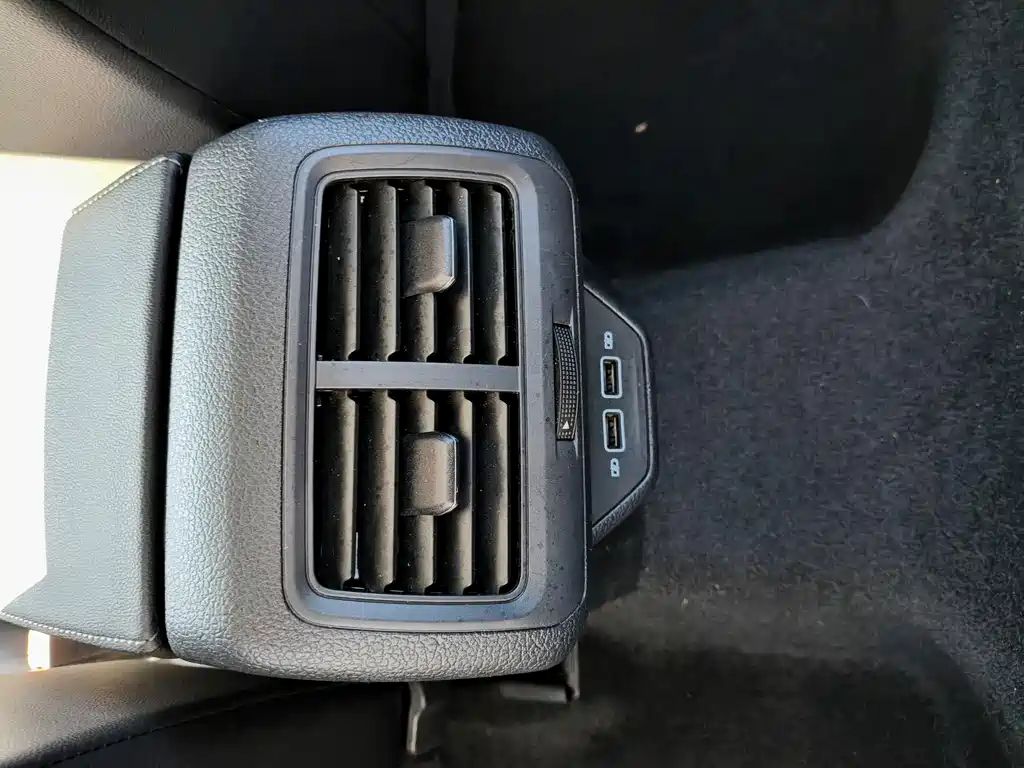 Volkswagen Golf — миниатюра 13