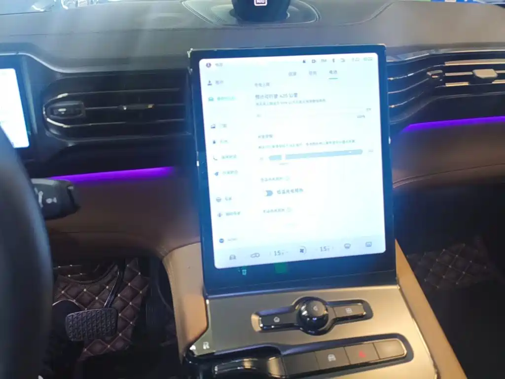 NIO ES6 — миниатюра 13