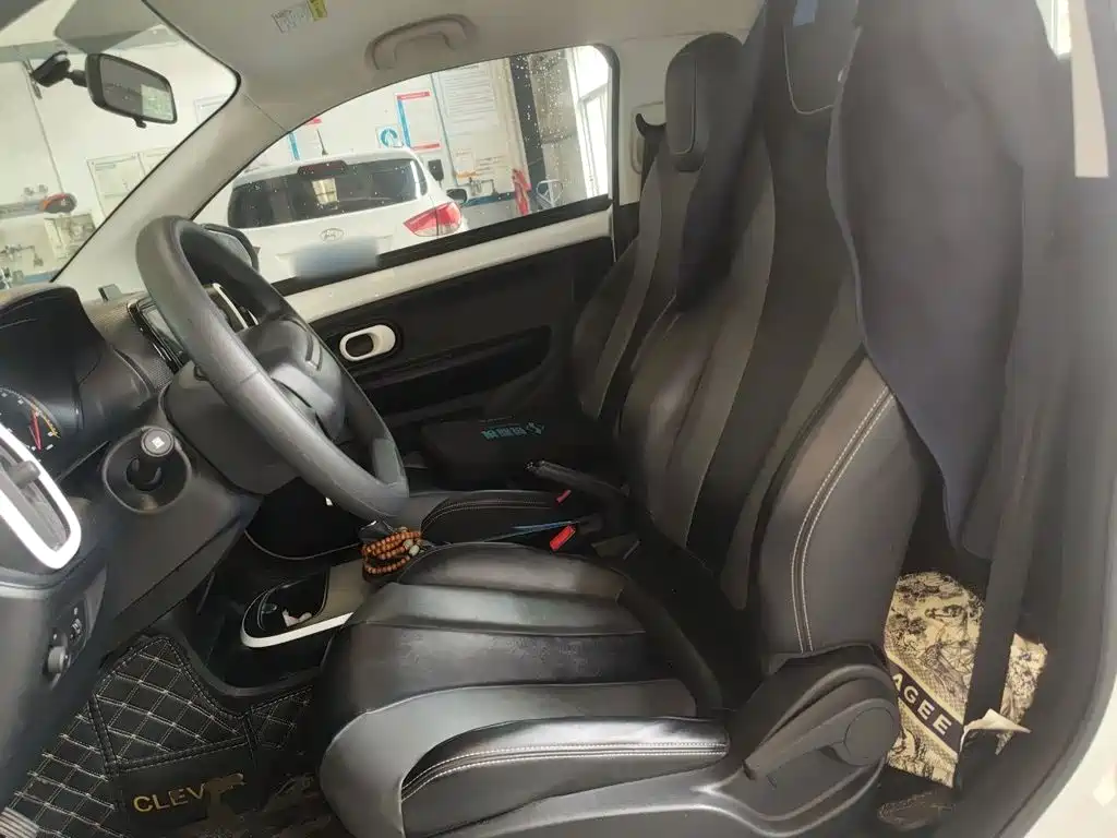 Roewe Clever — миниатюра 11