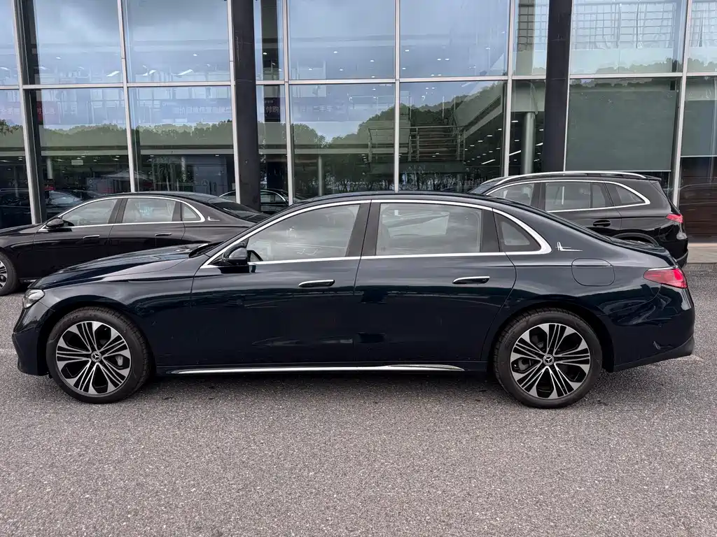 Mercedes-Benz E-Class E 2024 E 350 e L Sport