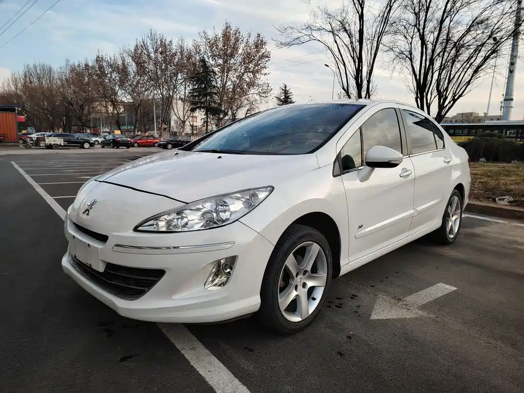 Peugeot 408 2014