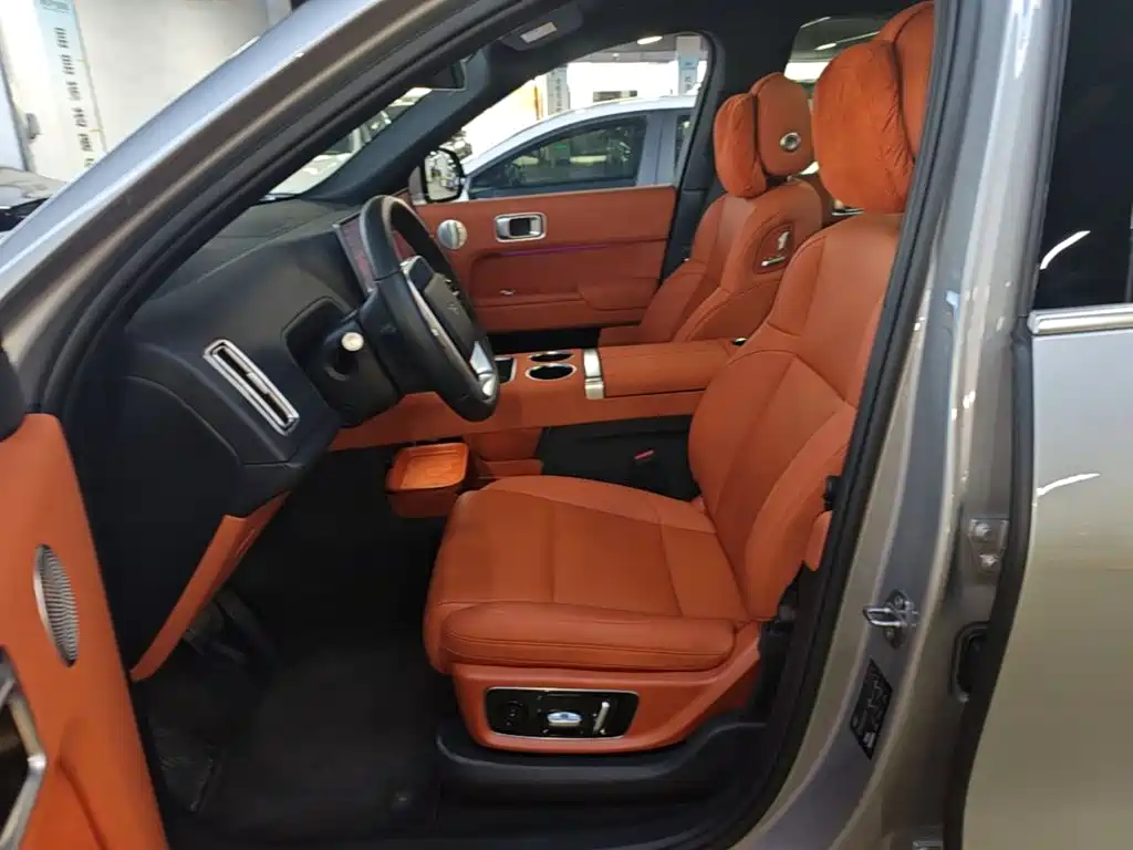 Li Auto Li L8 — миниатюра 15