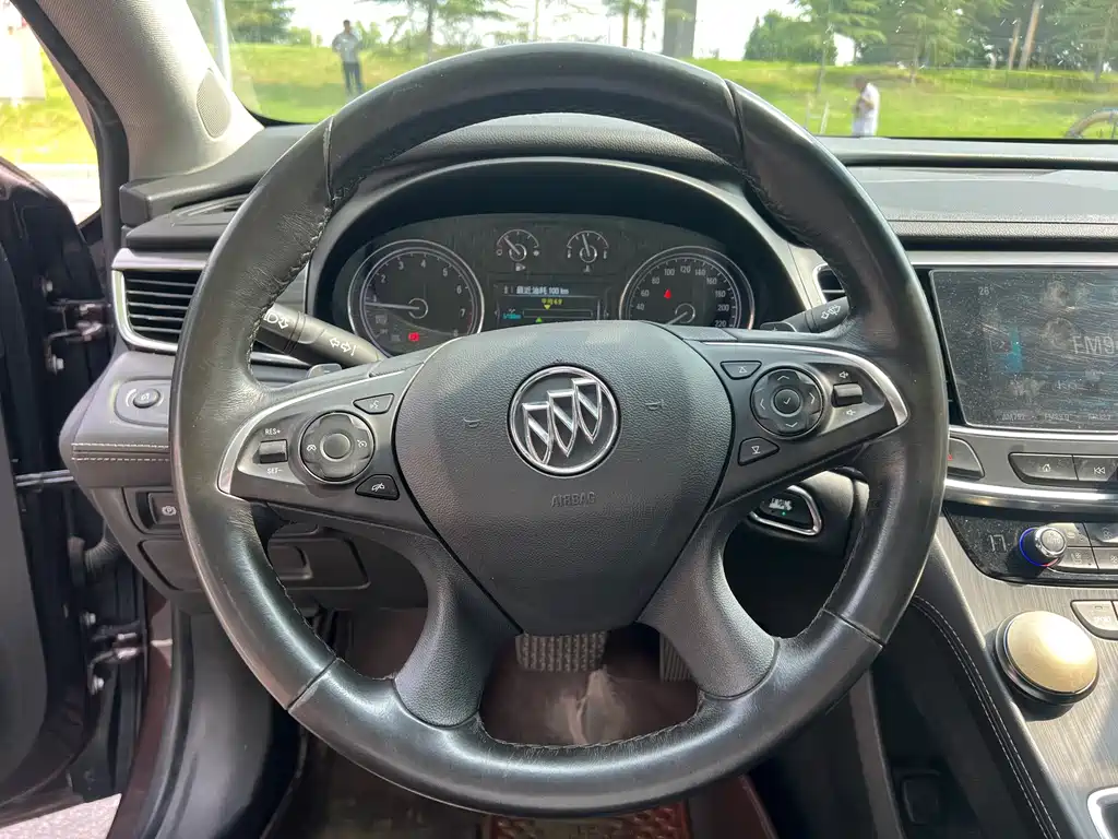 Buick LaCrosse — миниатюра 11