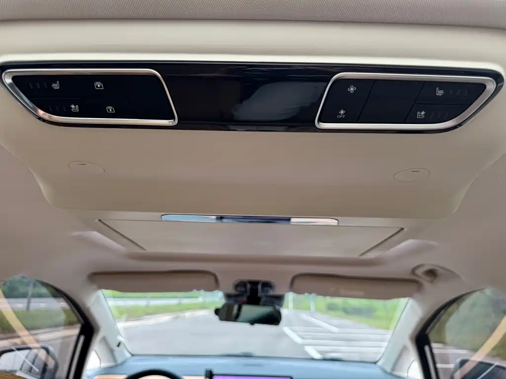 GAC Motor Trumpchi E8 PHEV — миниатюра 16