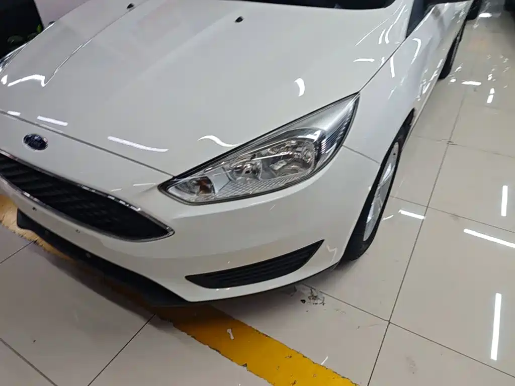 Ford Focus — миниатюра 24