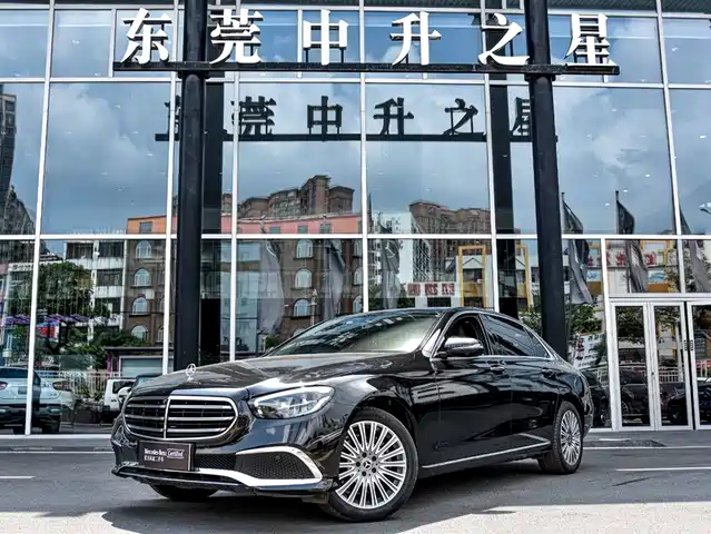 MERCEDES-BENZ E CLASS