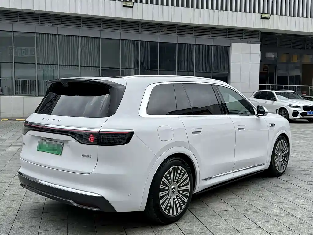 AITO AITO M8 — миниатюра 8