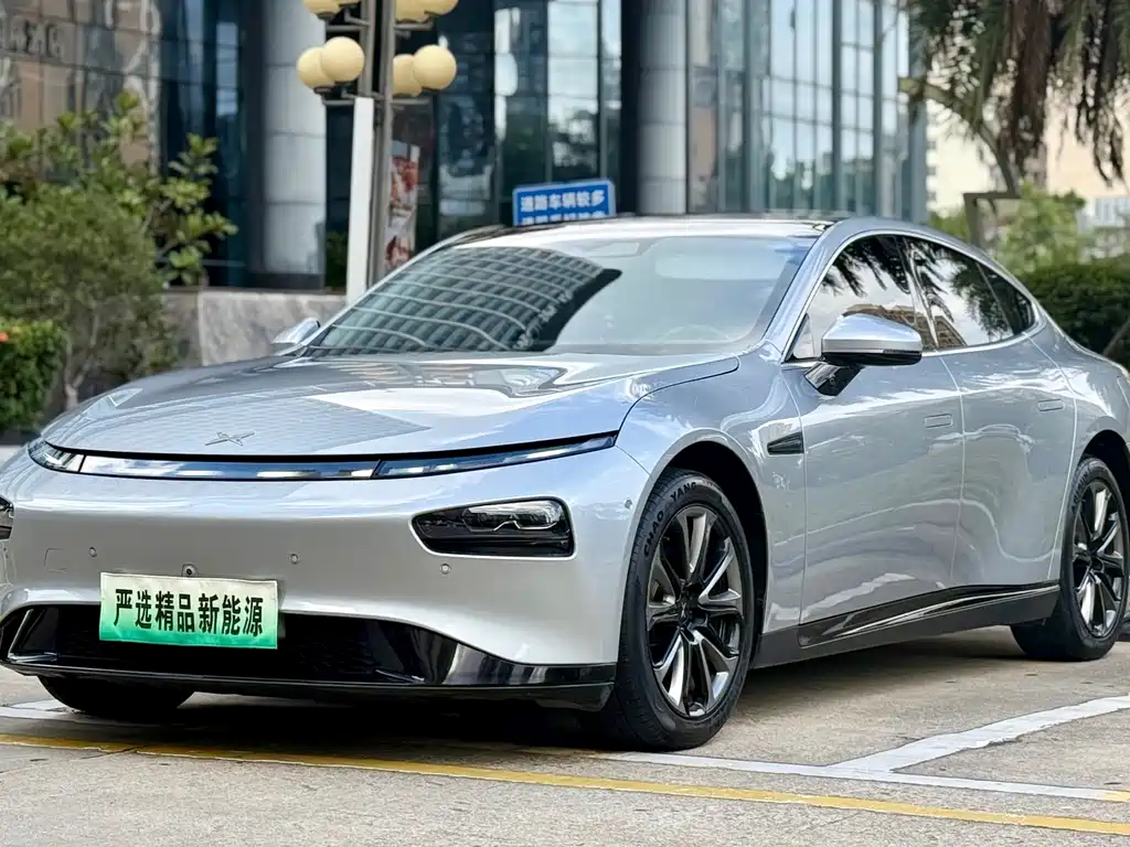 2023 Xpeng P7 - zdjęcie 1 z 26