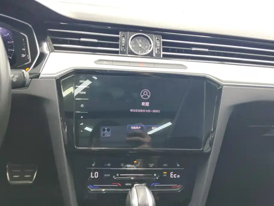 Volkswagen Magotan PHEV — миниатюра 13