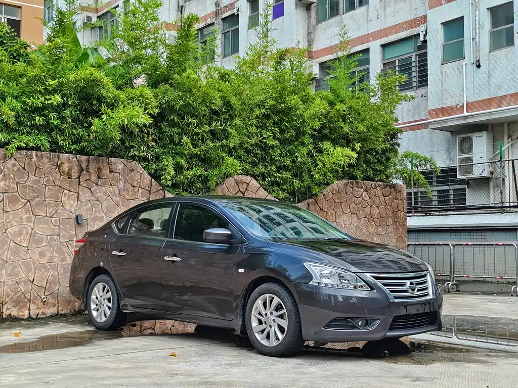 Nissan Sylphy 2012 1.6XL CVT Luxury