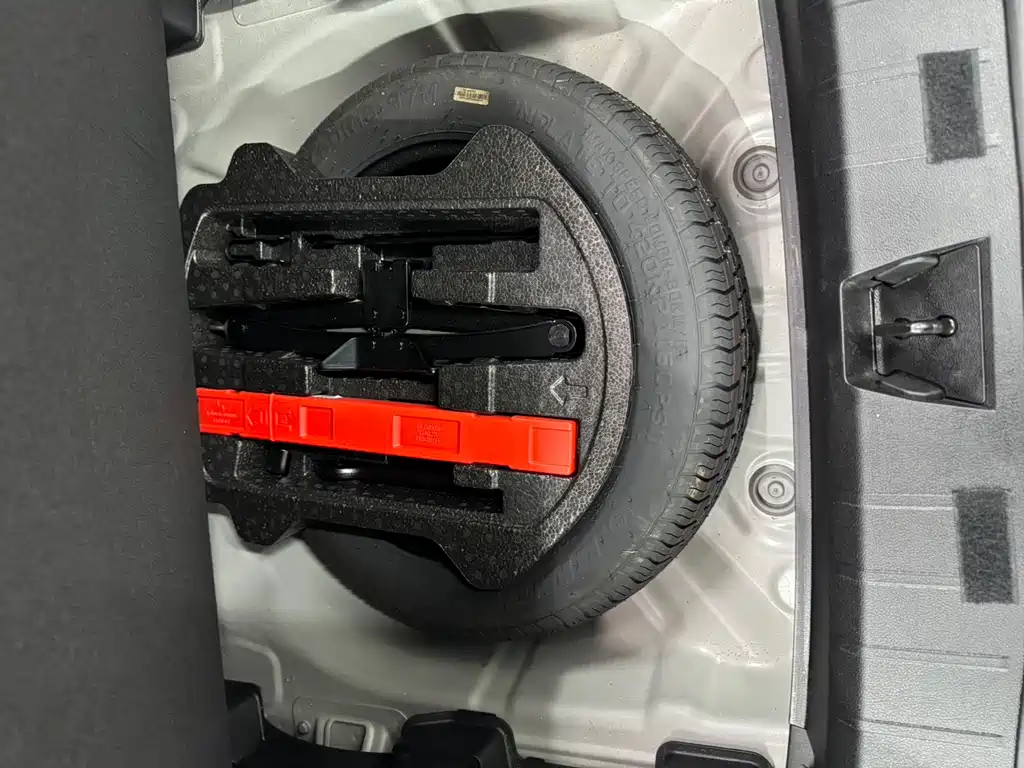 GEELY AUTOMOBILE BINYUE