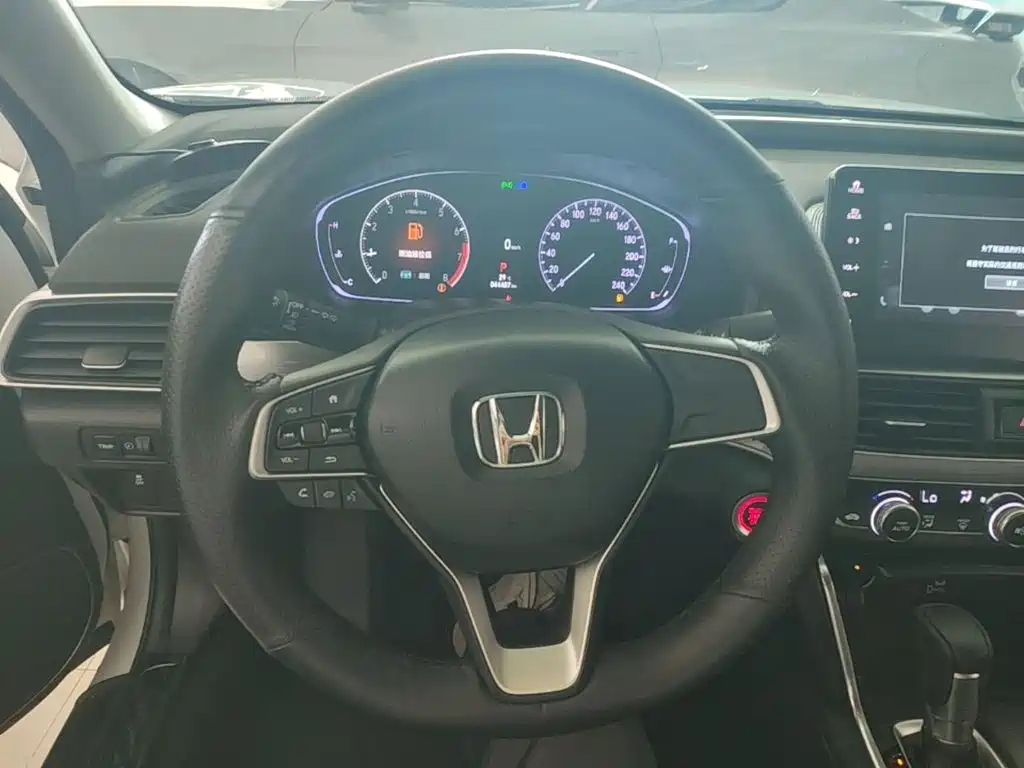 Honda Accord — миниатюра 11