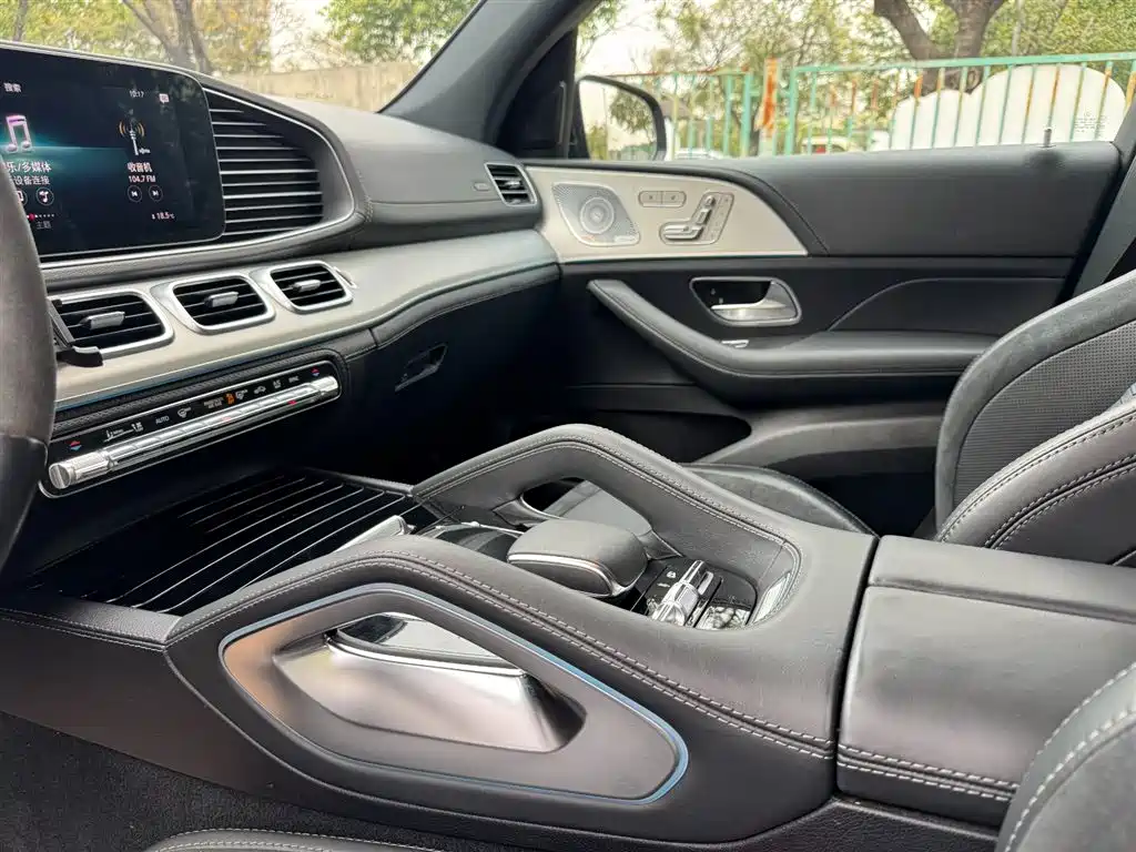 MERCEDES-BENZ GLE AMG