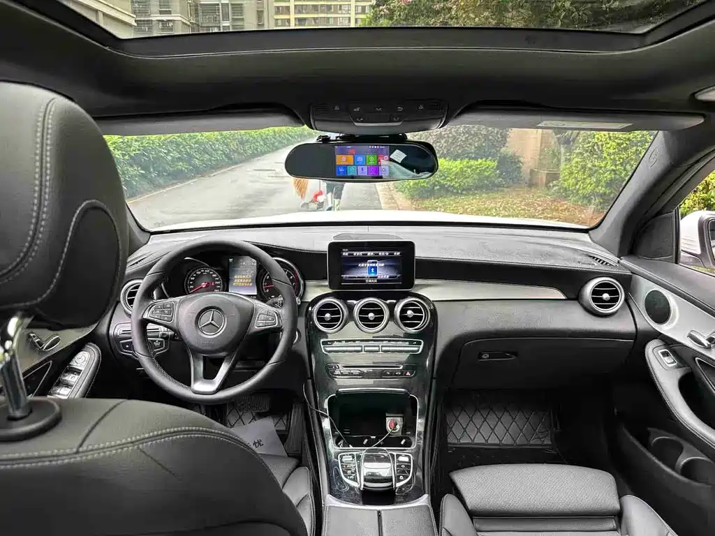 Mercedes-Benz GLC — миниатюра 9