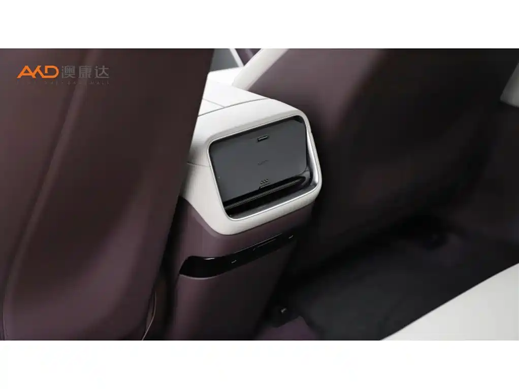 XIAOMI CAR XIAOMI YU7