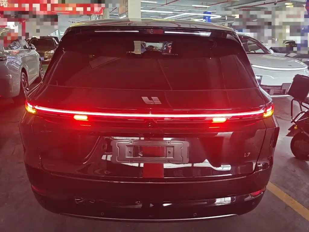 Li Auto Li L8 — миниатюра 6