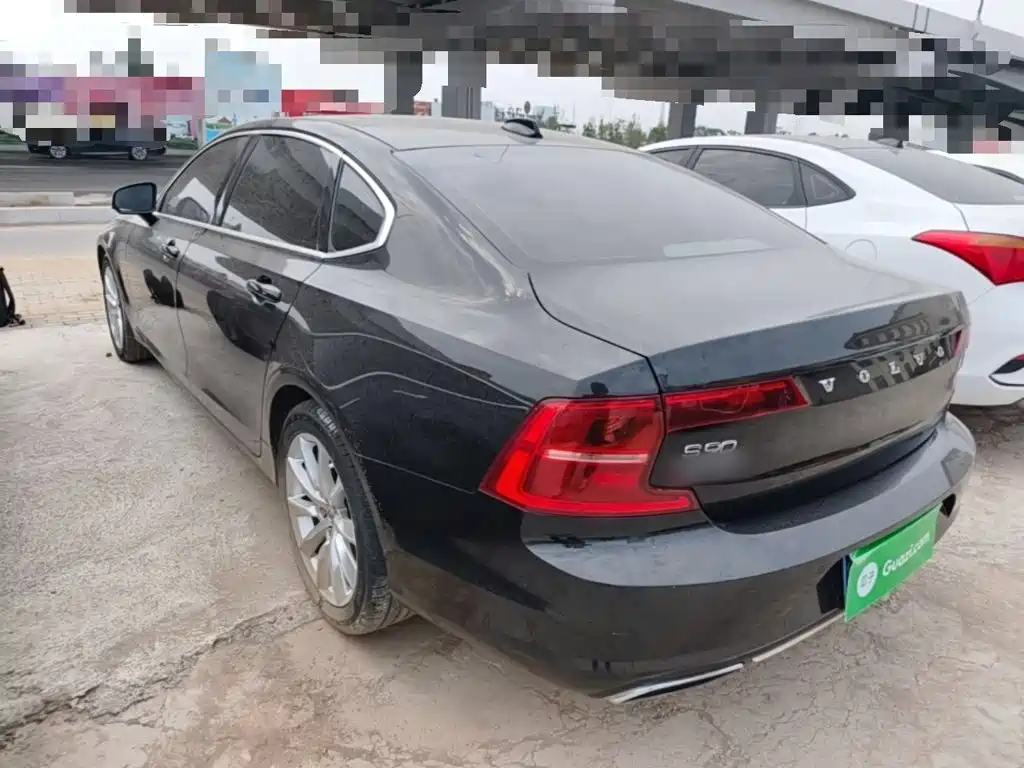 Volvo S90 — миниатюра 5