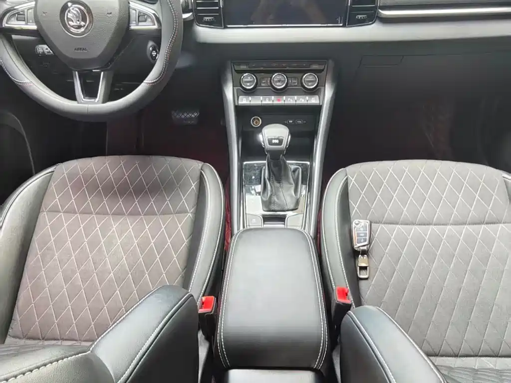 Skoda Karoq — миниатюра 7