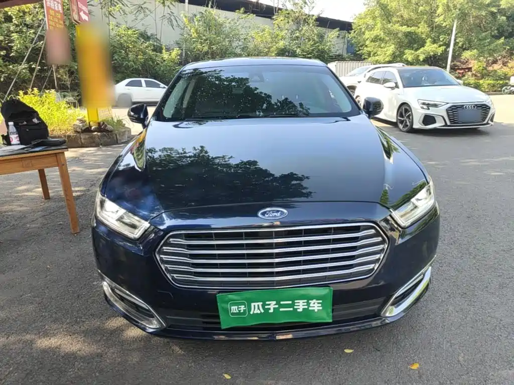 Ford Taurus — миниатюра 3