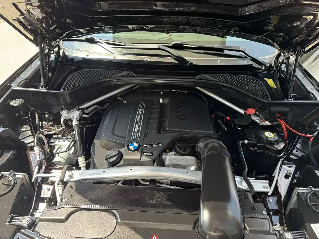 BMW X5 (Import) — миниатюра 27