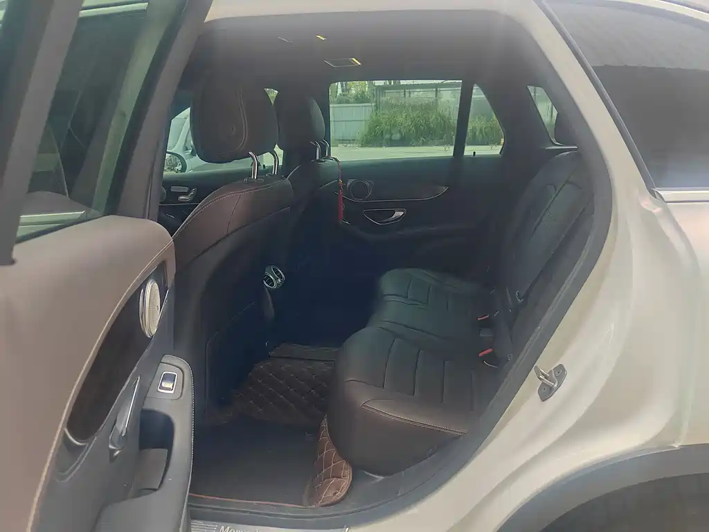 Mercedes-Benz GLC 2019 GLC 260 4MATIC
