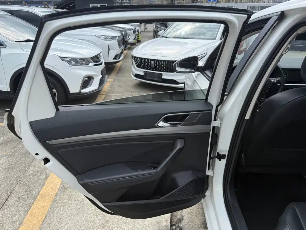 Volkswagen Lavida 2019 1.5L AT VI