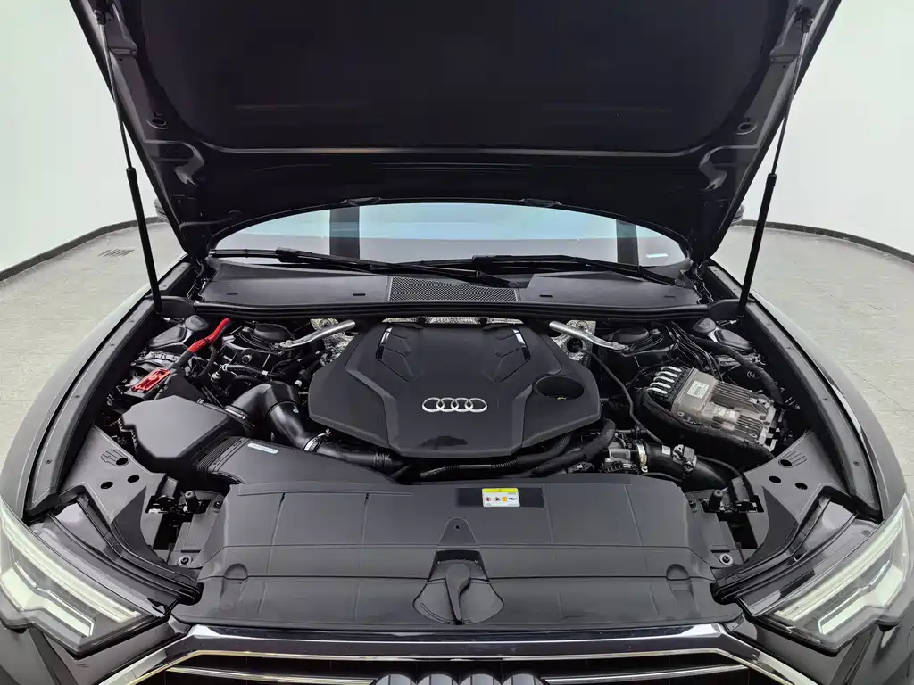 Audi A6L 2022 55 TFSI quattro Premium