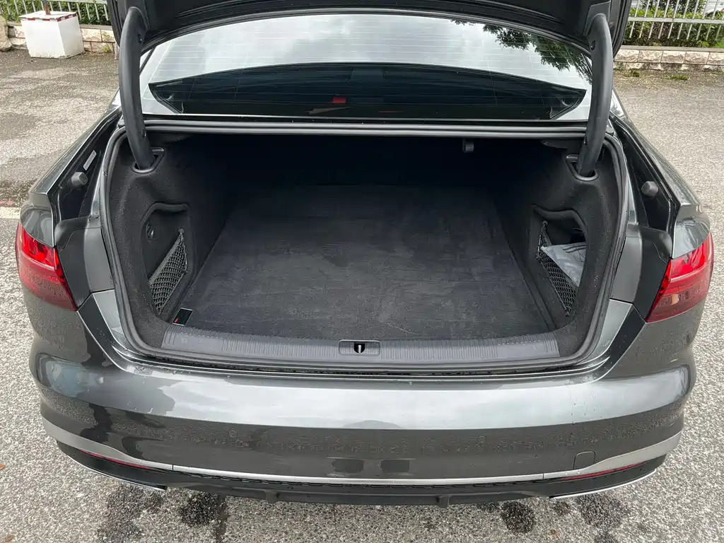 Audi A4L 2020 45 TFSI quattro