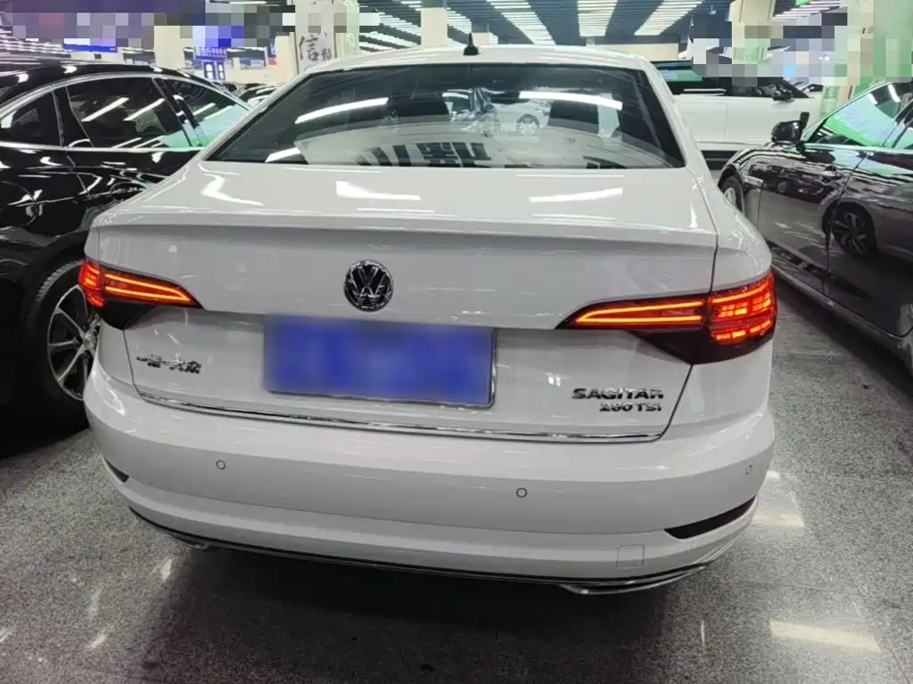 Volkswagen Sagitar — миниатюра 6