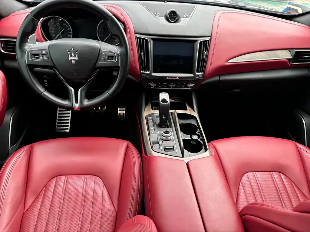 Maserati Levante — миниатюра 6