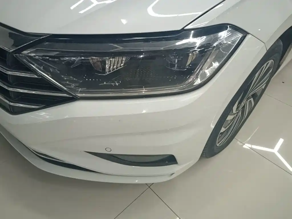 Volkswagen Sagitar — миниатюра 24
